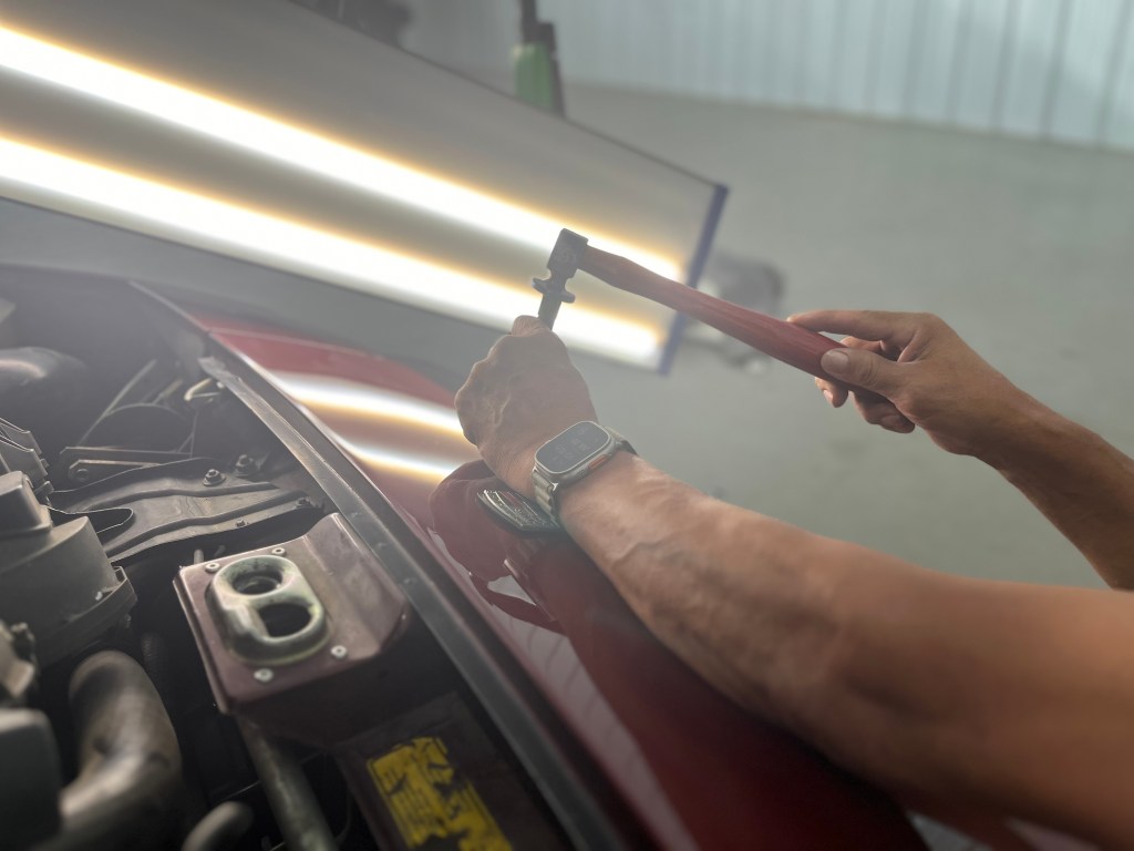 12 Benefits of Choosing Paintless Dent Repair for Hail&nbsp;Damage